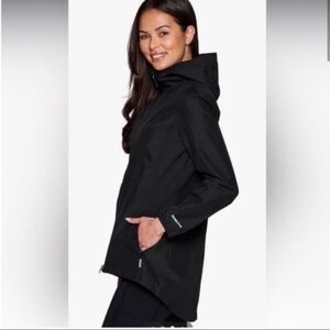 Avalanche rain jacket size women’s XS